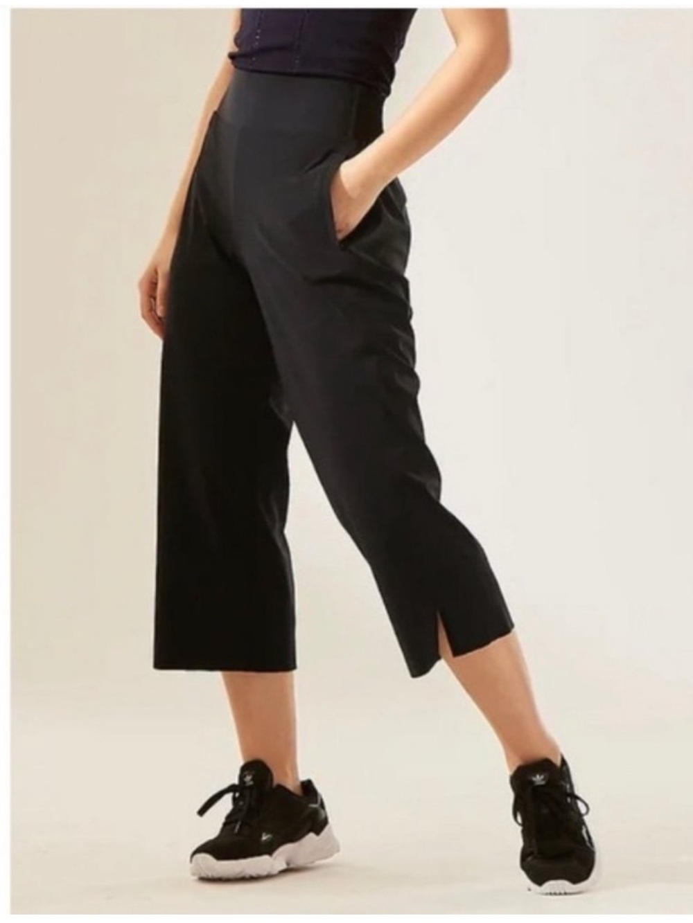 Athleta Cosmic Crop Black Wide Leg Pants Size XS